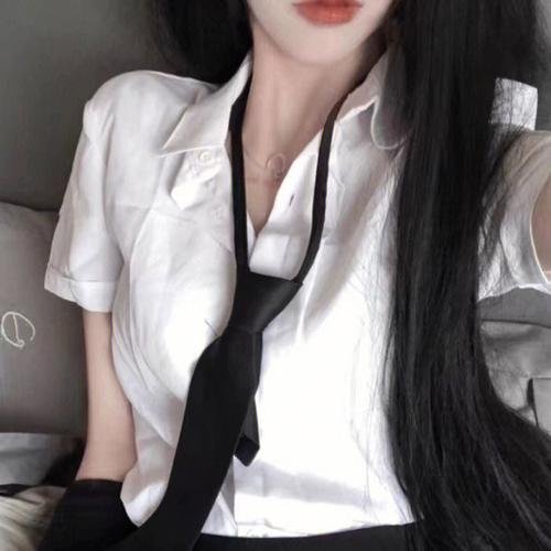 我逛了外星人超市